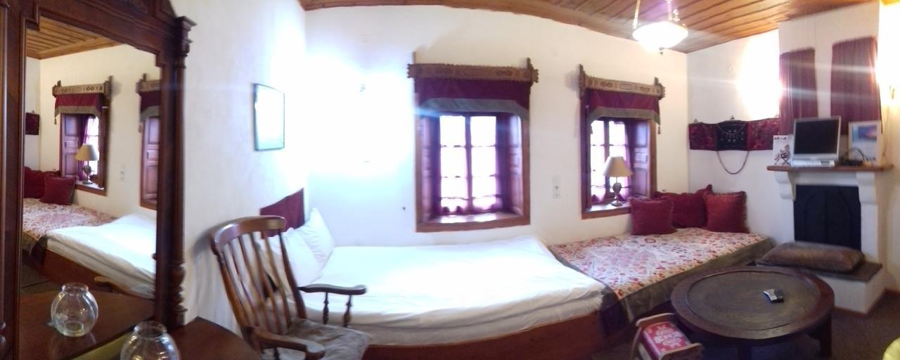Traditional Rooms Karaouli Papingo Exterior foto