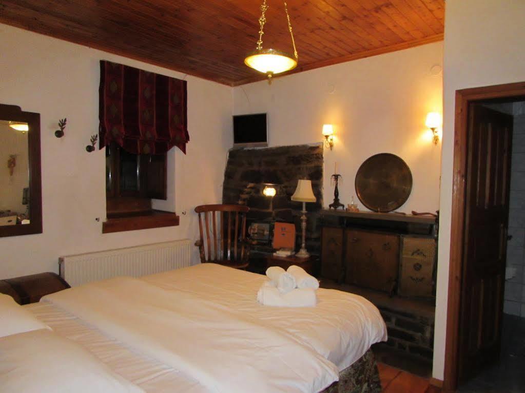 Traditional Rooms Karaouli Papingo Exterior foto